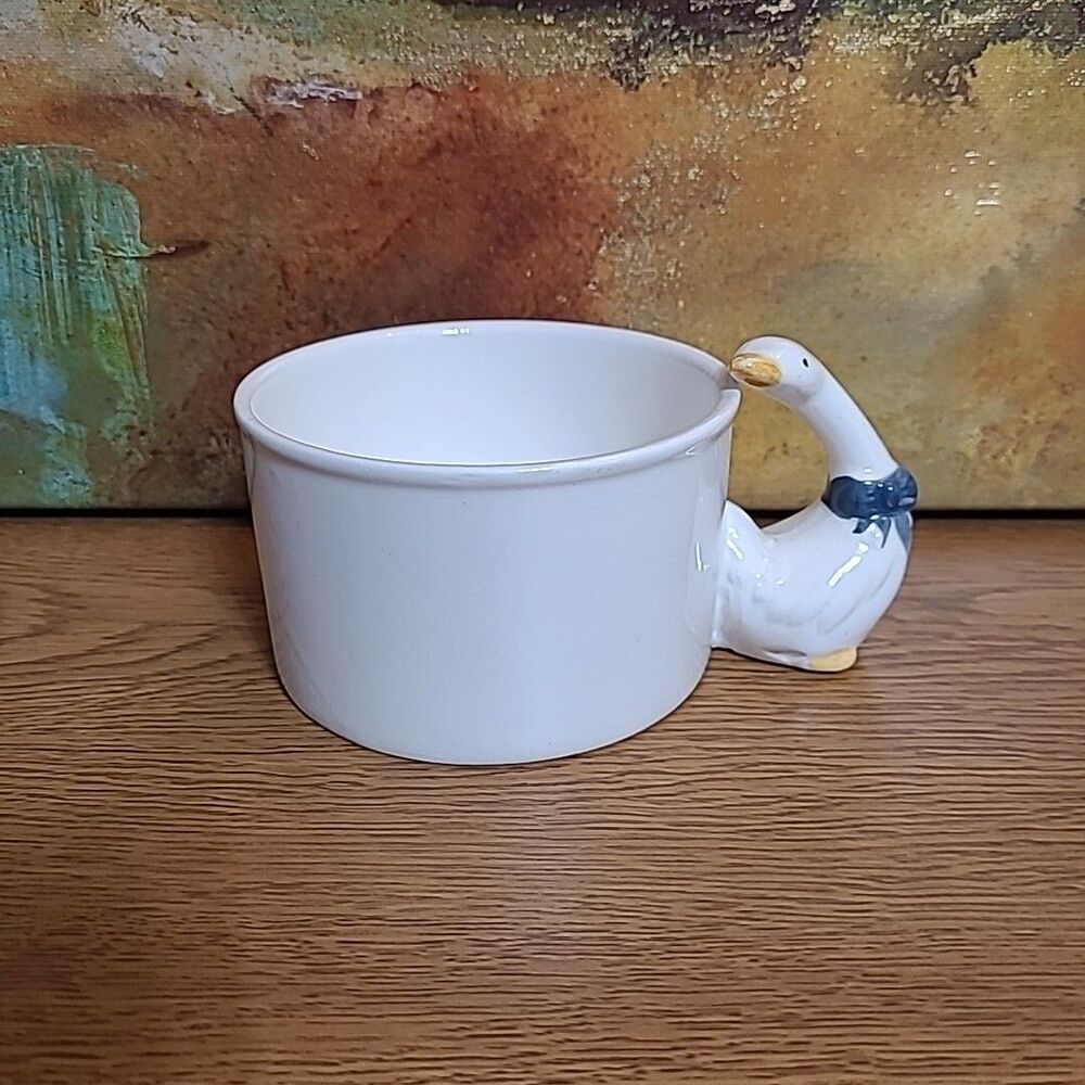 Vtg House of Lloyd Goose Handle Soup Bowl Hand Painted Ceramic 1988 READ